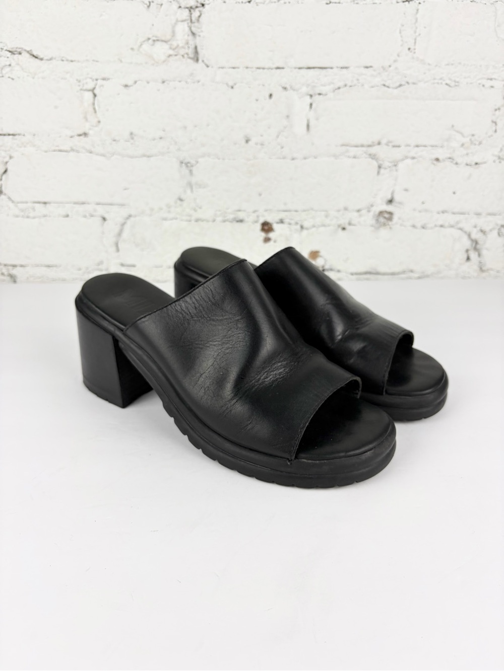 MIA Calla VTG 90s Y2K Chunky Stacked Heel Leather Slip On Mule Heels 8
